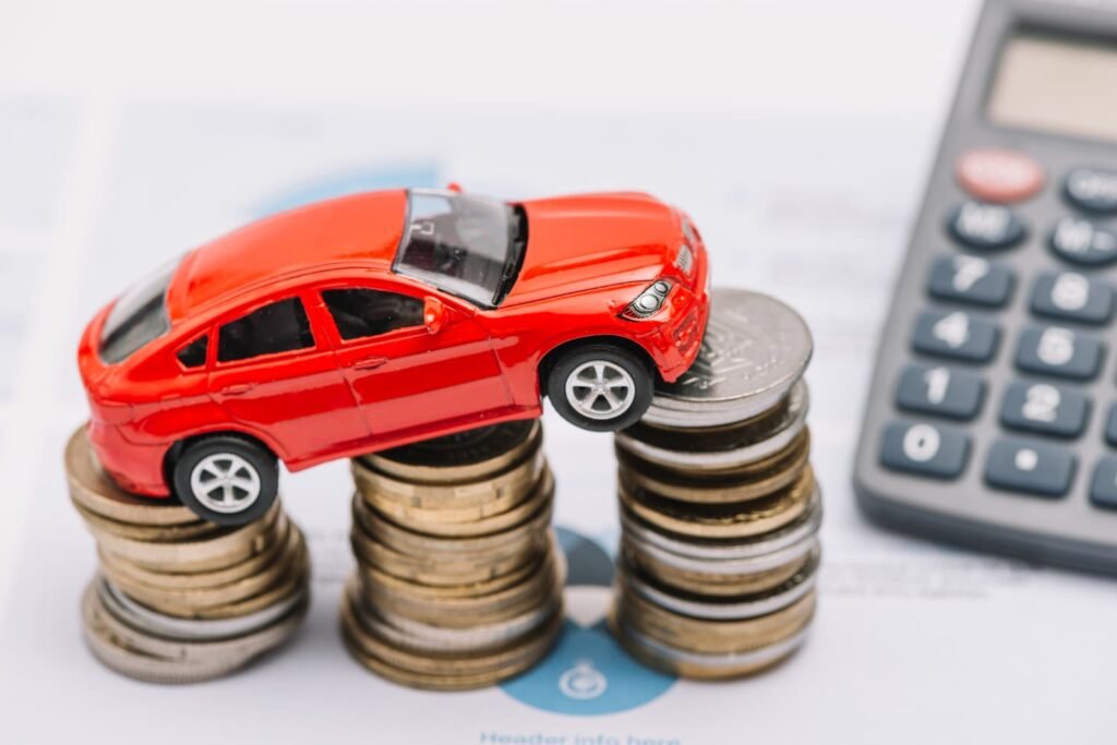 Display of Car on the coins along with calculator to compare car insurance plans.